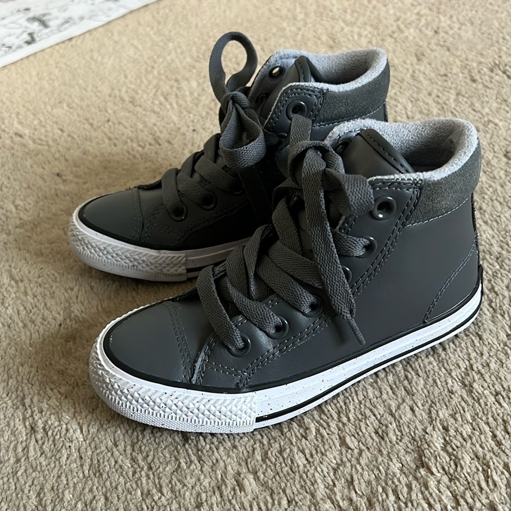 Like New!  Converse Sneaker Boot